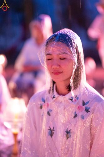 ภาพ No.118331:พิธีจุดประทีปถวายเป็นพุทธบูชา และบูชาธรรมมหาปูชนียาจารย์ พระมงคลเทพมุนี(สด จนฺทสโร) วันที่ 24 มกราคม พ.ศ. 2567 ณ อนุสรณ์สถานบางปลา อ.บางเลน จ.นครปฐม