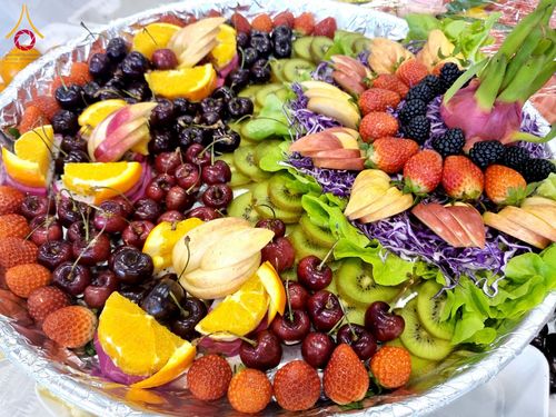 ภาพ No.204433:พิธีถวายภัตตาหารเป็นสังฆทาน แด่พระธรรมยาตรา ณ วัดพระธรรมกาย ตำบลคลองสาม อำเภอคลองหลวง จังหวัดปทุมธานี ในโครงการธรรมยาตรา กตัญญูบูชา มหาปูชนียาจารย์ พระมงคลเทพมุนี(สด จนฺทสโร) พระผู้ปราบมาร อนุสรณ์สถาน 7 แห่ง ปีที่ 13 วันที่ 31 มกราคม พ.ศ. 2568