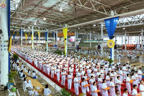 ภาพ No.240841:วันพุธที่ 27 สิงหาคม พ.ศ. 2568 พิธีทอดผ้าป่าเพื่อสร้างอาคาร  82 ปี หลวงพ่อธัมมชโย สมทบกฐินวัดพระธรรมกาย และกฐิน 30,000 วัดทั่วประเทศ ครั้งที่ 1