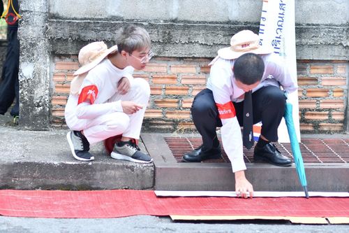 ภาพ No.128784:V.33 รวมพลังเพื่อบางกล่ำ การเตรียมงานของเจ้าหน้าที่หน่วยงานต่างๆ เพื่องานธรรมยาตราอัญเชิญพระบรมสารีริกธาตุ ประดิษฐาน ณ มหารัตนเจดีย์สิริปทุมสวรรค์ (เจดีย์อริยพุทธะ 5 พระองค์) ศูนย์ปฏิบัติธรรมภาคใต้ อ.บางกล่ำ จ.สงขลา ระหว่างวันที่ 9-10 มีนาคม พ.ศ. 2567