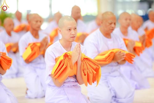 ภาพ No.180686:พิธีบรรพชาอุปสมบท โครงการอุปสมบทบูชาธรรมมหาปูชนียาจารย์ ประจำปีพุทธศักราช 2567 วันเสาร์ที่ 7 ธันวาคมพ.ศ. 2567 ณ วัดพระธรรมกาย จ.ปทุมธานี
