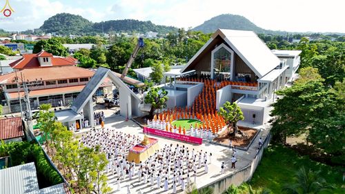 ภาพ No.248866:วันที่ 20 กันยายน พ.ศ. 2568 พิธีอัญเชิญรูปหล่อหลวงปู่วัดปากน้ำ ภาษีเจริญ จากวัดมงคลนิมิตร พระอารามหลวง เพื่อประดิษฐาน ณ วิหารพระมงคลเทพมุนี (สด จนฺทสโร)  ศูนย์ปฏิบัติธรรมภูเก็ต จ.ภูเก็ต