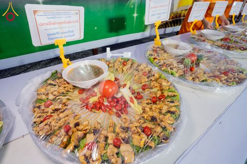 ภาพ No.292287:วันที่ 11 มกราคม พ.ศ. 2569 พิธีถวายภัตตาหารเป็นสังฆทาน แด่พระธรรมยาตรา ในโครงการธรรมยาตรา กตัญญูบูชา มหาปูชนียาจารย์ พระมงคลเทพมุนี(สด จนฺทสโร) พระผู้ปราบมาร อนุสรณ์สถาน 7 แห่ง ปีที่ 14 ณ  อนุสรณ์สถานลำดับที่ 2  สถานที่ตั้งมโนปณิธานบวชตลอดชีวิต อนุสรณ์สถ