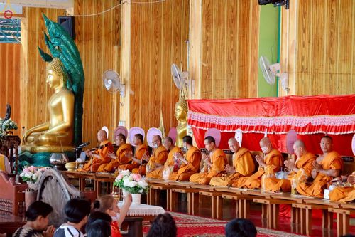 ภาพ No.265560:วันที่ 25 ตุลาคม พ.ศ. 2568 พิธีทอดกฐินสามัคคีทั่วไทย ณ วัดบางพึ่ง อ.พระประแดง จ.สมุทรปราการ โดยคณะศิษยานุศิษย์ บูชาธรรม 81 ปี หลวงพ่อธัมมชโย