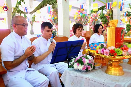 ภาพ No.182577:พิธีทอดกฐิน ณ วัดบ่อน้ำจืด อ.กำแพงแสน จ.นครปฐม ในโครงการทอดกฐินสามัคคีทั่วไทย 30,000 วัด บูชาธรรม 80 ปี หลวงพ่อธัมมชโย โดยคณะศิษยานุศิษย์วัดพระธรรมกาย วันที่ 10 พฤศจิกายน พ.ศ. 2567