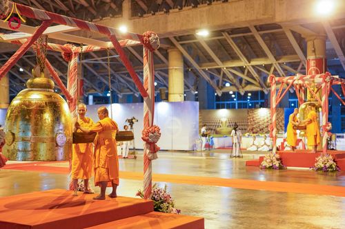 ภาพ No.125177:พิธีฉลองชัยสวดธัมมจักกัปปวัตตนสูตร ครบ 6,152,001,250 จบ ณ มหารัตนวิหารคด วัดพระธรรมกาย วันเสาร์ 24 กุมภาพันธ์ พ.ศ. 2567