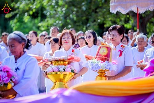 ภาพ No.275399:วันที่ 5 พฤศจิกายน พ.ศ. 2568 พิธีทอดกฐินสามัคคีทั่วไทย ณ วัดหนองสระแก ต.บึงกอก อ.บางระกำ จ.พิษณุโลก โดยคณะศิษยานุศิษย์ บูชาธรรม 81 ปี หลวงพ่อธัมมชโย