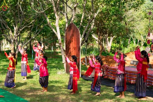 ภาพ No.142394:พิธีทอดผ้าป่า เพื่อสมทบทุนสร้างมหาวิหาร วันเสาร์ ที่ 22 มิถุนายน พ.ศ. 2567 ณ ศูนย์ปฏิบัติธรรมแก้วภูเรือ อ.ภูเรือ จ.เลย