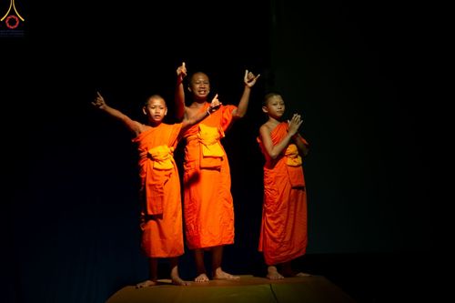 ภาพ No.80627:สามเณรชมนิทรรศการ และสื่อนวัตกรรมพระพุทธศาสนาภาพยนต์ 3 มิติ-จักรวาลนฤมิต ในโครงการบรรพชาสามเณร ฟื้นฟูพระพุทธศาสนาทั่วไทย ประจำปี 2566 ณ วัดพระธรรมกาย จ.ปทุมธานี