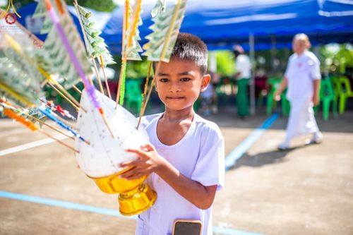 ภาพ No.165377:พิธีทอดกฐิน ณ วัดพุทธิสารโนนทอง อ.คอนสวรรค์ จ.ชัยภูมิ ในโครงการกฐินสามัคคีทั่วไทย 30,000 วัด บูชาธรรม 80 ปี หลวงพ่อธัมมชโย โดยคณะศิษยานุศิษย์วัดพระธรรมกาย วันที่ 21 ตุลาคม พ.ศ. 2567
