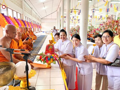 ภาพ No.167984:พิธีทอดกฐิน ณ วัดจันทร์ลาดสุขสุวรรณ อำเภอท่ามะกา จังหวัดกาญจนบุรี ในโครงการกฐินสามัคคีทั่วไทย 30,000 วัด บูชาธรรม 80 ปี หลวงพ่อธัมมชโย โดยคณะศิษยานุศิษย์วัดพระธรรมกาย วันที่ 20 ตุลาคม พ.ศ. 2567