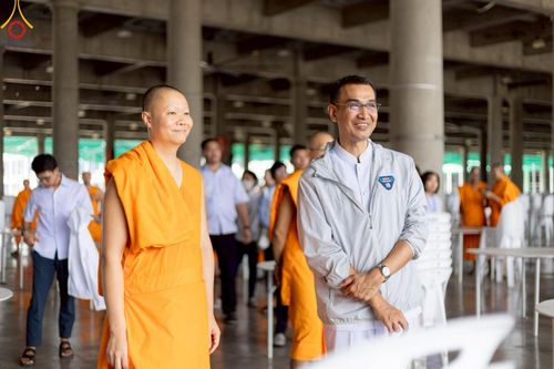 ภาพ No.214484:วันที่ 31 มีนาคม พ.ศ. 2568 ประชุมทีมงานการจัดถวายภัตตาหารพระ  เพื่องานวันถวายมหาสังฆทาน 40,000 กว่าวัด  วันคุ้มครองโลก ณ วัดพระธรรมกาย