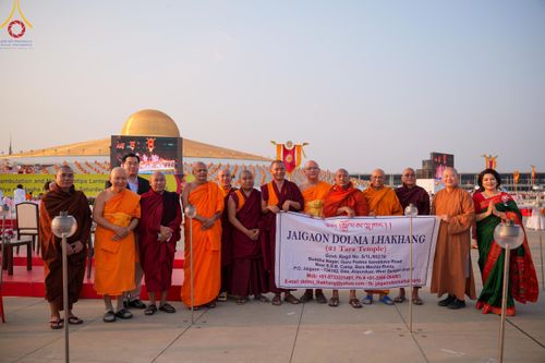 ภาพ No.124722:พิธีเวียนประทักษิณและจุดมาฆประทีป ในวันมาฆบูชา เสาร์ที่ 24 กุมภาพันธ์ พ.ศ. 2567 ณ พระมหาธรรมกายเจดีย์ วัดพระธรรมกาย