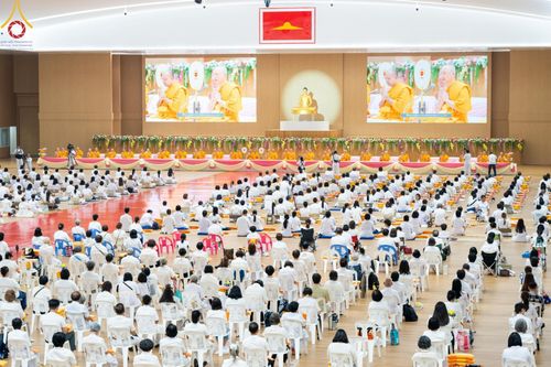 ภาพ No.212687:วันอาทิตย์ที่ 23 มีนาคม พ.ศ. 2568 พิธีร่วมบุญโครงการบรรพชาสามเณร 5,000 รูป ณ ห้องแก้วสารพัดนึก 2 วัดพระธรรมกาย