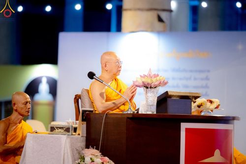 ภาพ No.142089:พิธีสวดธัมมจักกัปปวัตตนสูตร ด้วยยอดสวด 6,481,000,000 จบ ในวันศุกร์ที่ 21 มิถุนายน พ.ศ. 2567 (วันพระ ขึ้น 15 ค่ำ เดือน 7) ณ วัดพระธรรมกาย จ.ปทุมธานี