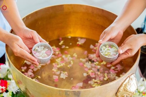 ภาพ No.217484:วันจันทร์ที่ 14 เมษายน พ.ศ. 2568 กิจกรรมสรงน่ำพระ สั่งสมบุญเนื่องในเทศกาลสงกรานต์ 14-16 เมษายน พ.ศ.2568 เวลา 06:00-13:00 น. ณ หอฉันคุณยายอาจารย์ฯ วัดพระธรรมกาย