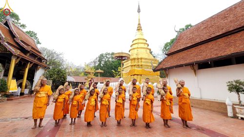 ภาพ No.61754:Photo Story พะเยาสว่างแล้ว กิจวัตรสามเณร โครงการบรรพชาสามเณร ฟื้นฟูพระพุทธศาสนาทั่วไทย  ณ ศูนย์ส่งเสริมศีลธรรมจังหวัดพะเยา โบราณสถานพระธาตุจอมทอง ต.บ้านต๋อม อ.เมือง จ.พะเยา