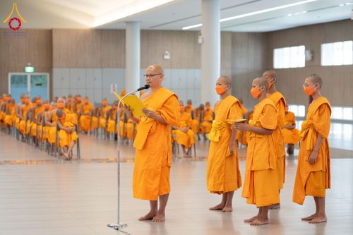 พิธีมอบรางวัลแก่สามเณรผู้สอบผ่าน โครงการสามเณรทรงพระปาฏิโมกข์ ณ ค่ายจองแชมป์ หมู่กุฏิสามเณรเปรียญธรรม วัดพระธรรมกาย วันอาทิตย์ที่ ๑๐ มีนาคม พ.ศ.๒๕๖๗