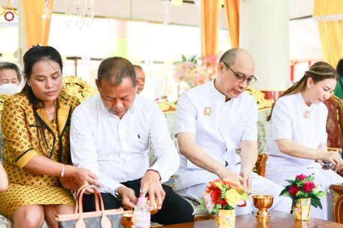 ภาพ No.170543:พิธีทอดกฐิน ณ วัดเสมาทอง ต.ถอนสมอ อ.ท่าช้าง จ.สิงห์บุรี ในโครงการกฐินสามัคคีทั่วไทย 30,000 วัด บูชาธรรม 80 ปี หลวงพ่อธัมมชโย โดยคณะศิษยานุศิษย์วัดพระธรรมกาย วันที่ 19 ตุลาคม พ.ศ. 2567