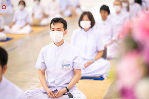 ภาพ No.90464:พิธีปฏิบัติธรรม และพิธีจุดเทียนใจ ไฟนิรันดร์ อนันตชัย วันอาทิตย์ที่ 15 ตุลาคม พ.ศ. 2566 ณ สภาธรรมกายสากล วัดพระธรรมกาย