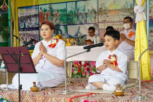 ภาพ No.104968:พิธีตักบาตรพระ ๑,๐๐๐ รูป ฉลองเมืองลำปาง ๑,๓๔๓ ปี วันเสาร์ที่ ๓๐ ธันวาคม พ.ศ. ๒๕๖๖ ณ ศูนย์ปฏิบัติธรรมลำปาง อำเภอเมือง จังหวัดลำปาง