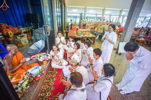 ภาพ No.162625:โครงการกฐินสามัคคีทั่วไทย 30,000 วัด บูชาธรรม 80 ปี หลวงพ่อธัมมชโย โดย คณะศิษยานุศิษย์วัดพระธรรมกาย ณ วัดหนองบัว อ.ท่ายาง จ.เพชรบุรี วันที่ 19 ตุลาคม พ.ศ. 2567