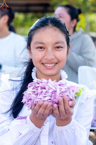 ภาพ No.206046:HAPPY FACE @ธรรมยาตรา # 1 ในโครงการธรรมยาตรา กตัญญูบูชา มหาปูชนียาจารย์ พระมงคลเทพมุนี(สด จนฺทสโร) พระผู้ปราบมาร อนุสรณ์สถาน 7 แห่ง ปีที่ 13 ระหว่างวันที่ 2-31 มกราคม พ.ศ. 2568