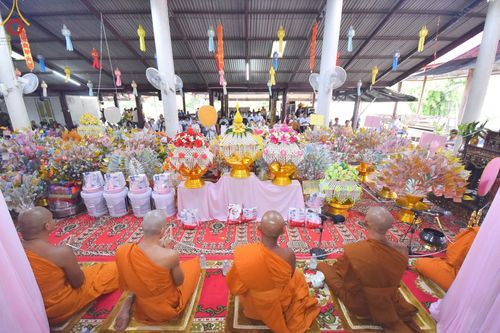 ภาพ No.99075:พิธีทอดกฐินสามัคคีทั่วไทย 5,000 วัด ณ วัดลำตะเคียน อ.แก่งกระจาน จ.เพชรบุรี วันที่ 27 พฤศจิกายน พ.ศ. 2566