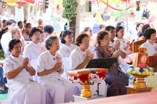 ภาพ No.250865:วันพุธที่ 8 ตุลาคม พ.ศ. 2568 พิธีทอดกฐินสามัคคีทั่วไทย 30,000 วัด โดยคณะศิษยานุศิษย์ บูชาธรรม 81 ปี หลวงพ่อธัมมชโย ณ วัดวังวน อ.พรหมพิราม จ.พิษณุโลก