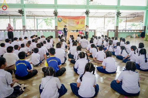 ภาพ No.104766:วันรวมพลังเด็กดี V-star ผู้นำฟื้นฟูศีลธรรมโลก จังหวัดพังงา วันที่ 22 ธันวาคม พ.ศ. 2566 ณ โรงเรียนอนุบาลพังงา