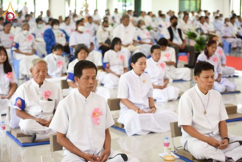 ภาพ No.225827:วันอาทิตย์ที่ 18 พฤษภาคม พ.ศ. 2568 ศูนย์ปฏิบัติธรรมสระบุรี ได้จัดพิธีทอดผ้าป่าฟื้นฟูพระพุทธศาสนา และพิธีมอบใบประกาศนียบัตรเชิดชูเกียรติผู้นำรถ ที่ทำหน้าที่จัดรถเพื่อพาสาธุชนไปร่วมงานวันที่ 22 เมษายน ที่ผ่านมา