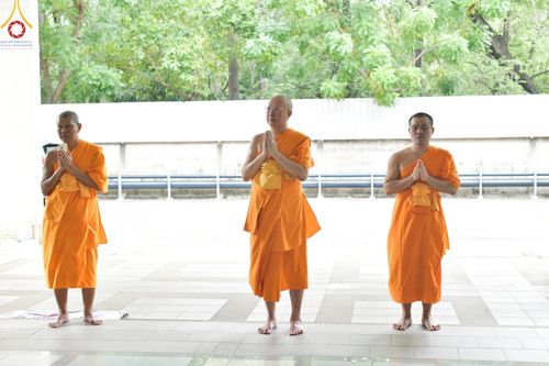 ภาพ No.152931:พิธีถวายภัตตาหารเมนูสวรรค์ ในพรรษาแห่งการเข้าถึงธรรม วันอังคารที่ 10 กันยายน พ.ศ. 2567 ครบรอบ 24 ปี วันละสังขาร คุณยายอาจารย์มหารัตนอุบาสิกาจันทร์ ขนนกยูง ณ หอฉันคุณยายอาจารย์ฯ วัดพระธรรมกาย