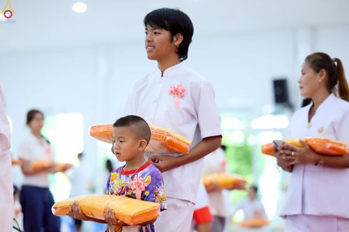 ภาพ No.254335:วันที่ 12 ตุลาคม พ.ศ. 2568 กฐินมหากาลทาน ประจำปี 2568 ณ ศูนย์อบรมเยาวชนนครปฐม