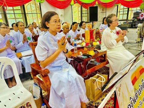ภาพ No.163767:โครงการกฐินสามัคคีทั่วไทย 30,000 วัด บูชาธรรม 80 ปี หลวงพ่อธัมมชโย โดย คณะศิษยานุศิษย์วัดพระธรรมกาย ณ วัดเจริญพรต อ.พระทองคำ จ.นครราชสีมา วันที่ 20 ตุลาคม พ.ศ. 2567