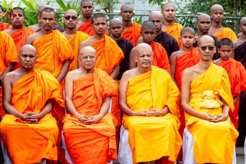 ภาพ No.225543:วันที่ 1 พฤษภาคม พ.ศ. 2568 พิธีเปิดโครงการ สยาม-ลังกา ธรรมยาตรา ฉลองเทศกาลวิสาขบูชาแห่งชาติ ศรีลังกา  และ บูชาธรรม 81 ปี หลวงพ่อธัมมชโย