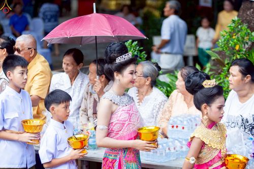 ภาพ No.252508:วันที่ 11 ตุลาคม พ.ศ. 2568 พิธีทอดกฐินสามัคคีทั่วไทย 30,000 วัด โดยคณะศิษยานุศิษย์ บูชาธรรม 81 ปี หลวงพ่อธัมมชโย ณ วัดโคกมะตูม อ.เมืองสระบุรี จ.สระบุรี