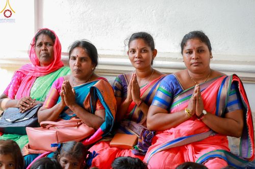 ภาพ No.142486:พิธีถวายมหาสังฆทานพระนานาชาติ 100 รูป ณ วัดนาคทีปะ ราชมหาวิหาร  เกาะนาคทีปะ คาบสมุทร จัฟฟ์น่า จังหวัดเหนือ ประเทศศรีลังกา  วันเสาร์ที่ 22 มิถุนายน พ.ศ. 2567