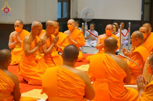 ภาพ No.62079:พิธีอุปสมบทในโครงการอุปสมบทหมู่ บูชาธรรมหลวงพ่อธัมมชโย พ.ศ.2567 ณ อุโบสถ วัดพระธรรมกาย จ.ปทุมธานี วันที่ 13-15 เมษายน พ.ศ. 2567