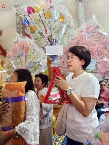 ภาพ No.269767:วันที่ 19 ตุลาคม พ.ศ. 2568 พิธีทอดกฐินสามัคคีทั่วไทย ณ วัดศรีบุญเรือง อ.สบตุ๋ย จ.ลำปาง โดยคณะศิษยานุศิษย์ บูชาธรรม 81 ปี หลวงพ่อธัมมชโย