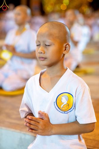 ภาพ No.214455:วันที่ 2 เมษายน พ.ศ.2568 นาคธรรมทายาท โครงการบรรพชาสามเณร ฟื้นฟูพระพุทธศาสนาทั่วไทย ปฎิบัติธรรม ณ วิหารคด 22 วัดพระธรรมกาย