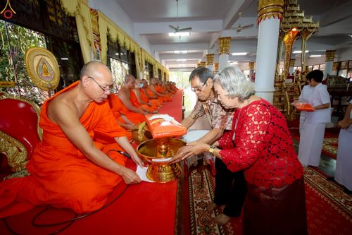 ภาพ No.258238:วันที่ 12 ตุลาคม พ.ศ. 2568 พิธีทอดกฐินสามัคคีทั่วไทย 30,000 วัด โดยคณะศิษยานุศิษย์ บูชาธรรม 81 ปี หลวงพ่อธัมมชโย ณ วัดวังทองวราราม อ.วังทอง จ.พิษณุโลก