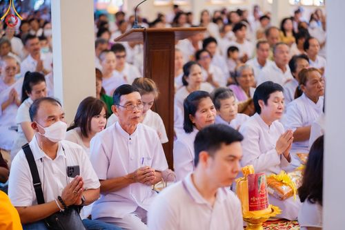 ภาพ No.176960:พิธีทอดกฐิน ณ วัดป่าบ้านเหล่า ต.ทุ่งก่อ อ.เวียงเชียงรุ้ง จ.เชียงราย ในโครงการทอดกฐินสามัคคีทั่วไทย 30,000 วัด บูชาธรรม 80 ปี หลวงพ่อธัมมชโย โดยคณะศิษยานุศิษย์วัดพระธรรมกาย วันที่ 26 ตุลาคม พ.ศ. 2567