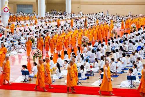 ภาพ No.272839:วันอาทิตย์ที่ 23 พฤศจิกายน พ.ศ.2568 พิธีมุทิตาสักการะ พระมหาเถระและพระเถระ ประจำปีพุทธศักราช 2568 ณ ห้องแก้วสารพัดนึก 2 สภาธรรมกายสากล  วัดพระธรรมกาย