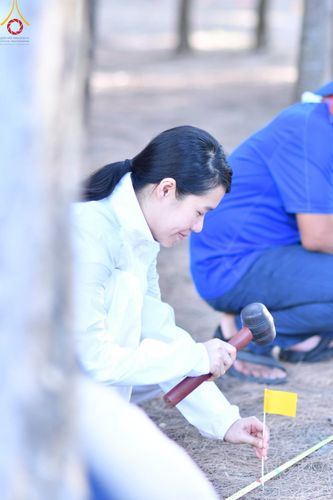 ภาพ No.106926:V.3 ตั้งใจ การเตรียมงาน เก็บงาน การรับบุญของเจ้าหน้าที่หน่วยงานต่างๆ เพื่อโครงการธรรมยาตรา กตัญญูบูชามหาปูชนียาจารย์ พระมงคลเทพมุนี (สด จนฺทสโร) พระผู้ปราบมาร อนุสรณ์สถาน 7 แห่ง ปีที่ 12 ระหว่างวันที่ 2 - 31 มกราคม พ.ศ. 2567