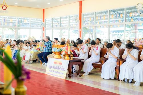 ภาพ No.170176:พิธีทอดกฐิน ณ วัดผาสุการาม อ.บางเลน จ.นครปฐม ในโครงการกฐินสามัคคีทั่วไทย 30,000 วัด บูชาธรรม 80 ปี หลวงพ่อธัมมชโย โดยคณะศิษยานุศิษย์วัดพระธรรมกาย วันที่ 26 ตุลาคม พ.ศ. 2567