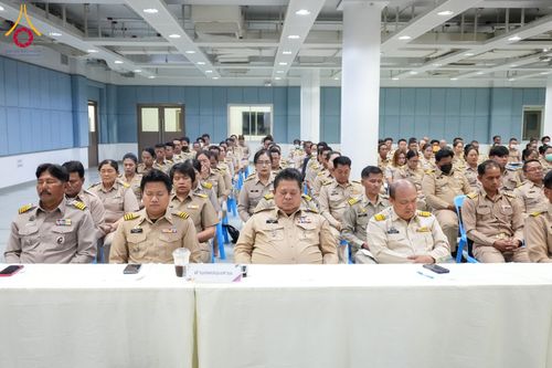 ภาพ No.122946:อำเภอคลองหลวง จัดประชุมกำนัน ผู้ใหญ่บ้าน แพทย์ประจำตำบล ผู้ช่วยผู้ใหญ่บ้าน สารวัตรกำนัน ฯลฯ ประจำเดือนกุมภาพันธ์ พ.ศ. 2567 ณ วัดพระธรรมกาย