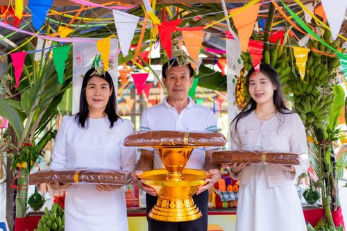 ภาพ No.166075:พิธีทอดกฐิน ณ ที่พักสงฆ์นาเจริญ(คุ้มเกษม) จ.อุบลราชธานี ในโครงการกฐินสามัคคีทั่วไทย 30,000 วัด บูชาธรรม 80 ปี หลวงพ่อธัมมชโย โดยคณะศิษยานุศิษย์วัดพระธรรมกาย วันที่ 20 ตุลาคม พ.ศ. 2567