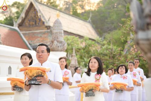 ภาพ No.135536:พิธีขอขมามอบผ้าไตร, พิธีบรรพชาสามเณร ในโครงการบรรพชาสามเณร ฟื้นฟูพระพุทธศาสนาทั่วไทย ณ วัดพระพุทธบาท ราชวรมหาวิหาร อ.พระพุทธบาท จ.สระบุรี วันที่ 6 เมษายน พ.ศ. 2567