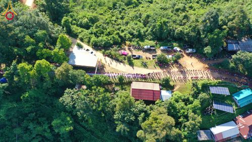 ภาพ No.175591:พิธีทอดกฐิน วัดพระธรรมจาริกบ้านต่อปล้าคี ตำบลแม่สอง อำเภอท่าสองยาง จังหวัดตาก ในโครงการกฐินสามัคคีทั่วไทย 30,000 วัด บูชาธรรม 80 ปี หลวงพ่อธัมมชโย โดยคณะศิษยานุศิษย์วัดพระธรรมกาย วันที่ 15 พฤศจิกายน พ.ศ. 2567