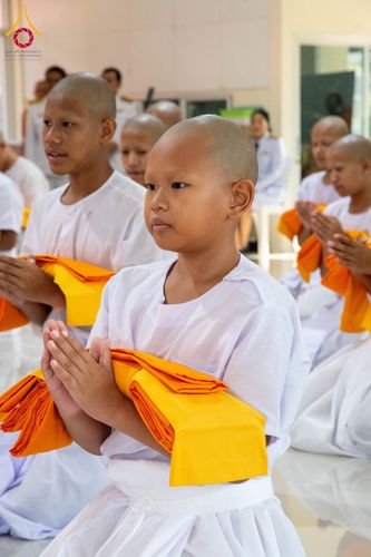 ภาพ No.58528:โครงการบรรพชาสามเณร ภาคฤดูร้อน เฉลิมพระเกียรติพระบาทสมเด็จพระเจ้าอยู่หัว เนื่องในโอกาส พระราชพิธีมหามงคลเฉลิมพระชนมพรรษา 6 รอบ 28 กรกฎาคม พ.ศ. 2567 ระหว่างวันที่ 20 เมษายน ถึง 6 พฤษภาคม 2567 ณ วัดกลางธนรินทร์ (ธรรมอุทยานบ้านแป้ง)